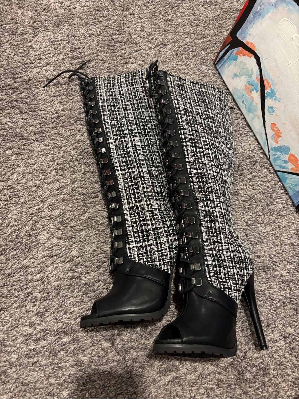 Peep-Toe Lace-Up Tweed Knee Boot - Black/White - Picture 5 of 5